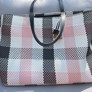 Banana Republic woven tote